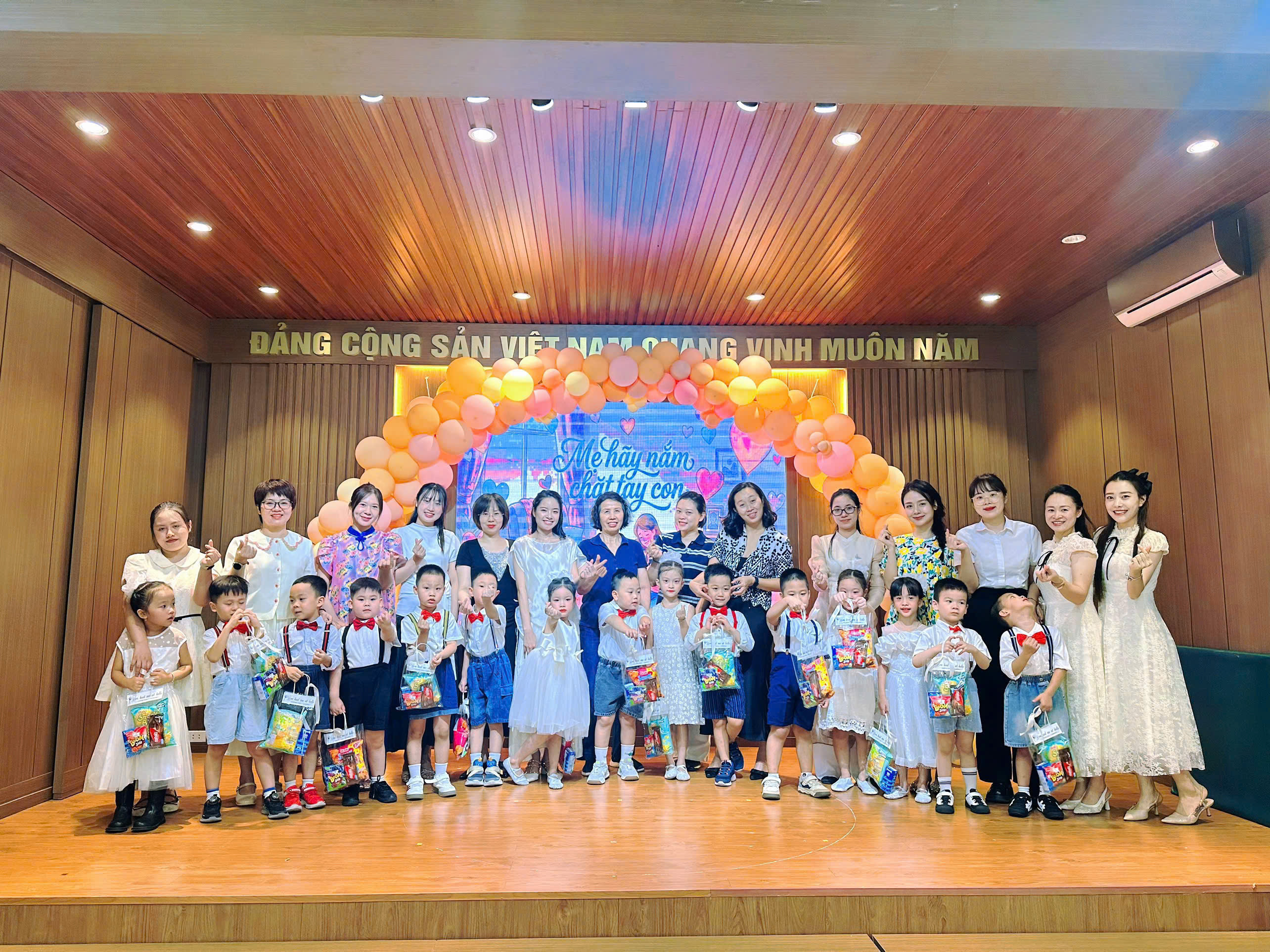 DỰ ÁN “MẸ YÊU” – NƠI YÊU THƯƠNG ĐƯỢC GỬI TRAO, HẠNH PHÚC ĐƯỢC LAN TỎA