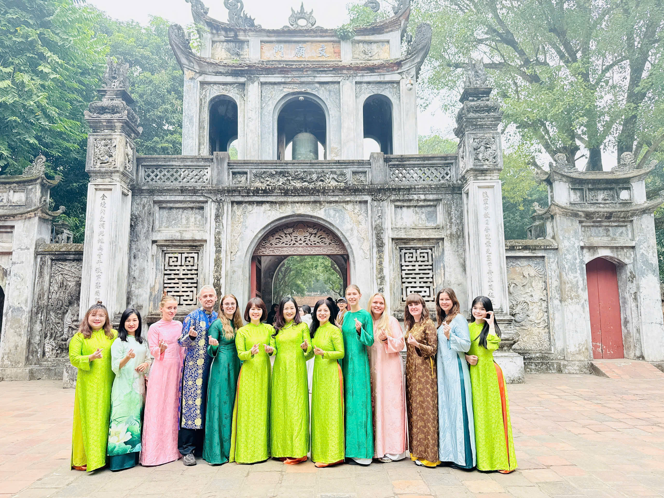 HOẠT ĐỘNG TRẢI NGHIỆM – GIAO LƯU VĂN HÓA QUỐC TẾ