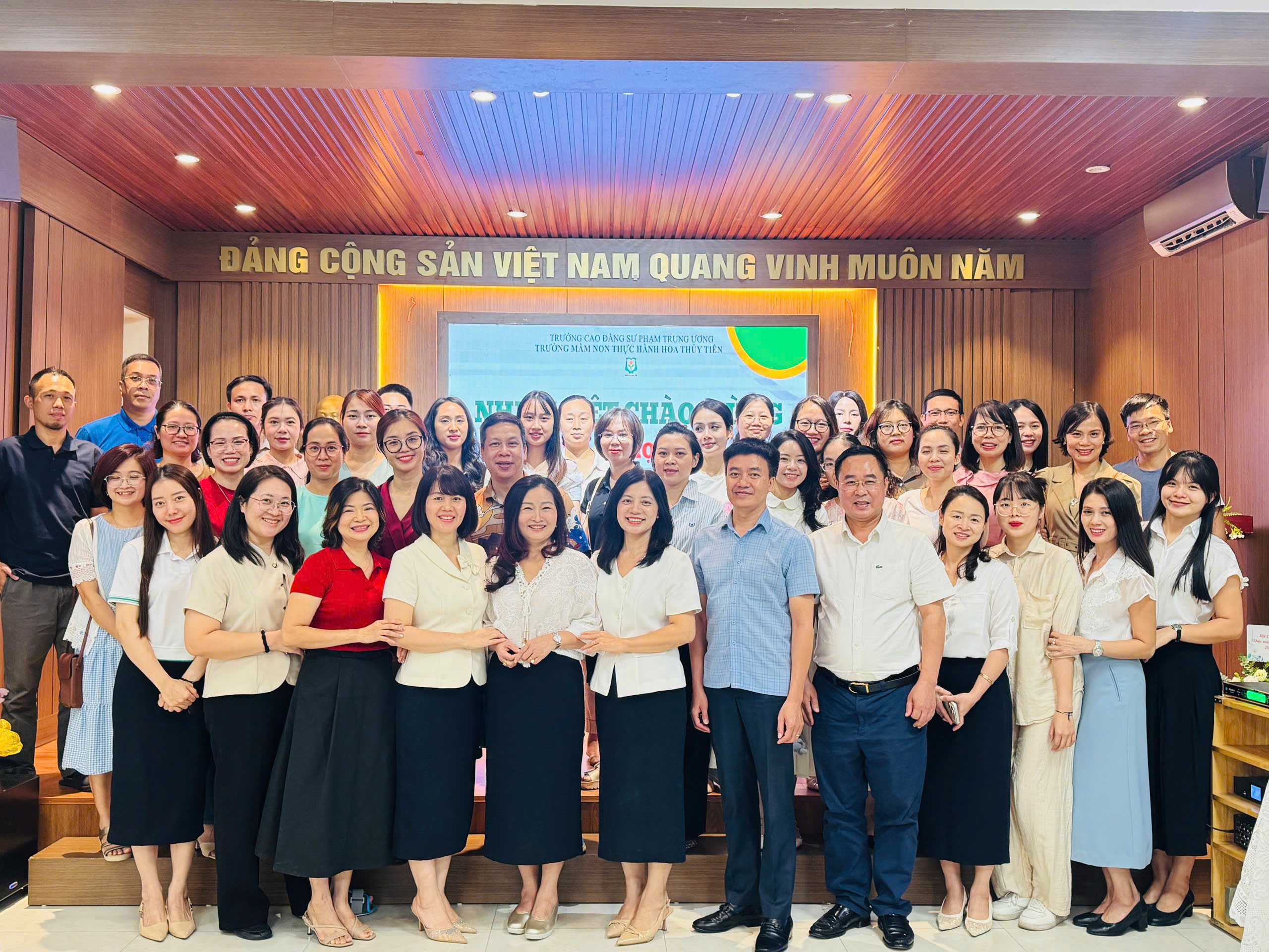 CÙNG ĐỒNG HÀNH – CÙNG KIẾN TẠO MỘT NĂM HỌC HẠNH PHÚC
